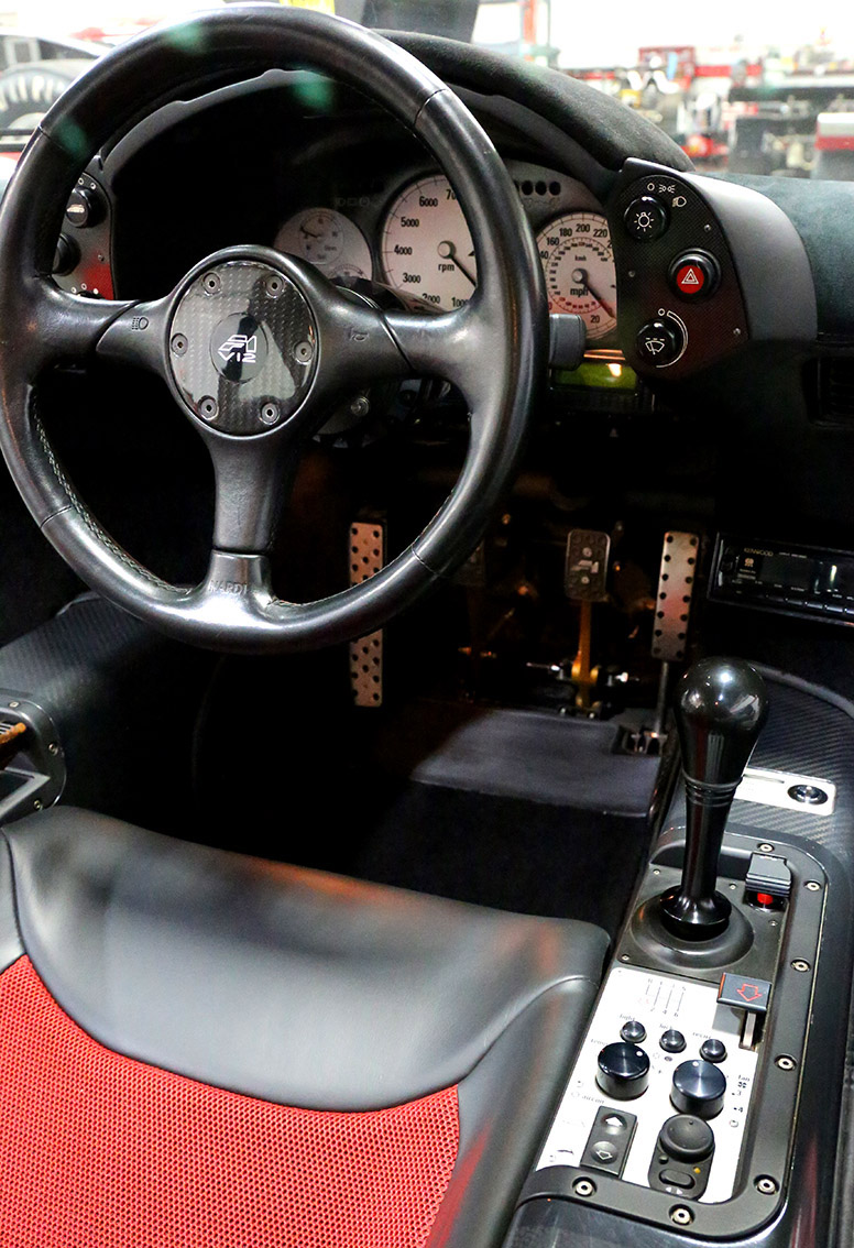 1995 McLaren F1 - Steering